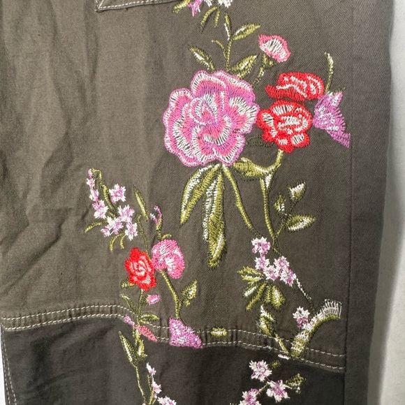 Anthropologie Embroidered Utility olive green pants women's sz 30 boho hippie - Picture 6 of 8